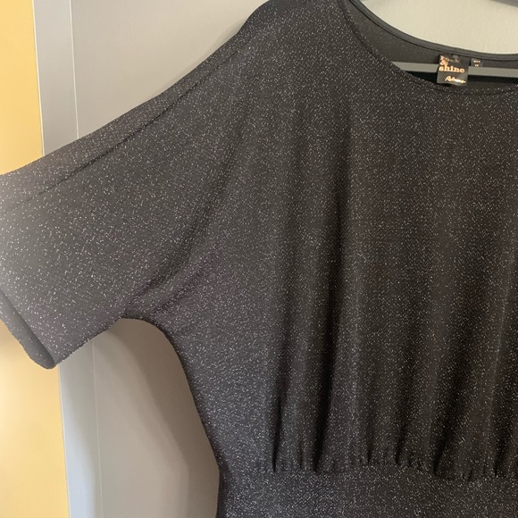 Reitman’s Sparkle 3/4 Sleeve Top! - Picture 4 of 6